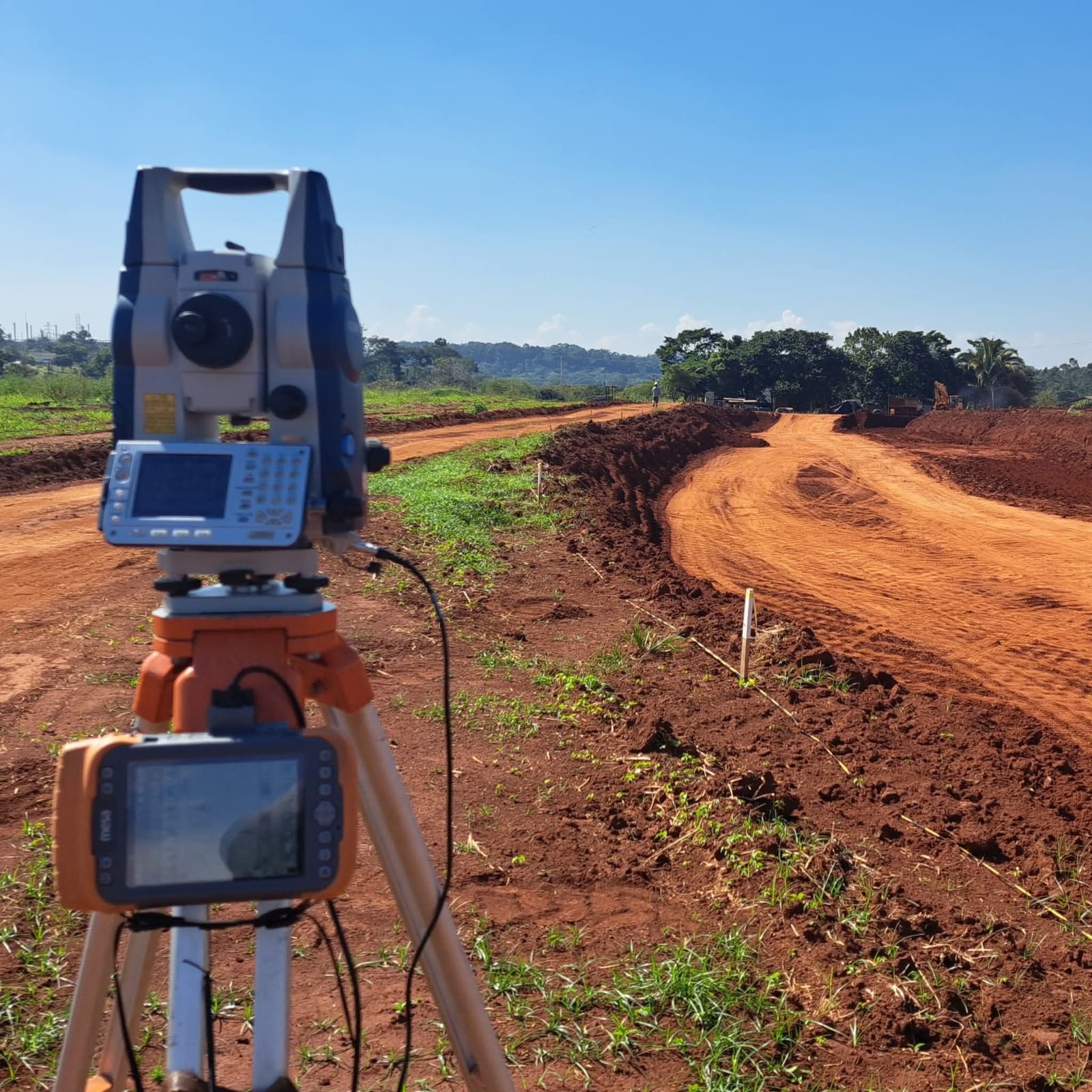 Terraplanagem · Rodovia